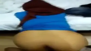 Main Sama Jilbab Biru di Kosan