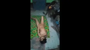 Ngentot Cewek Hijab Di Atas Alas Bunga Kualitas HD Sempurna Lumer